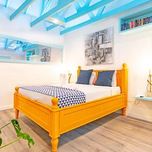 Apartment Candy At Viking Hill -